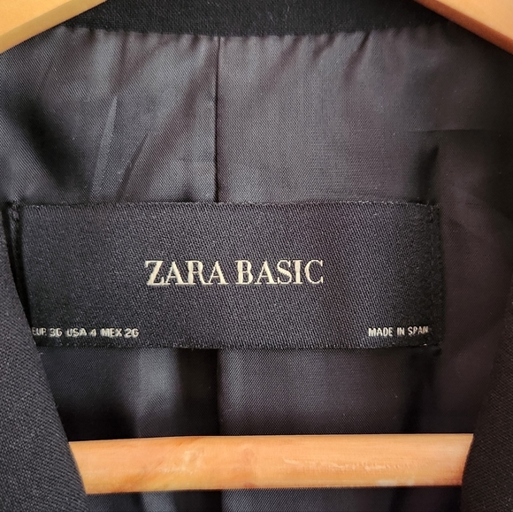 Zara Blazer, Size 4 - Picture 3 of 3